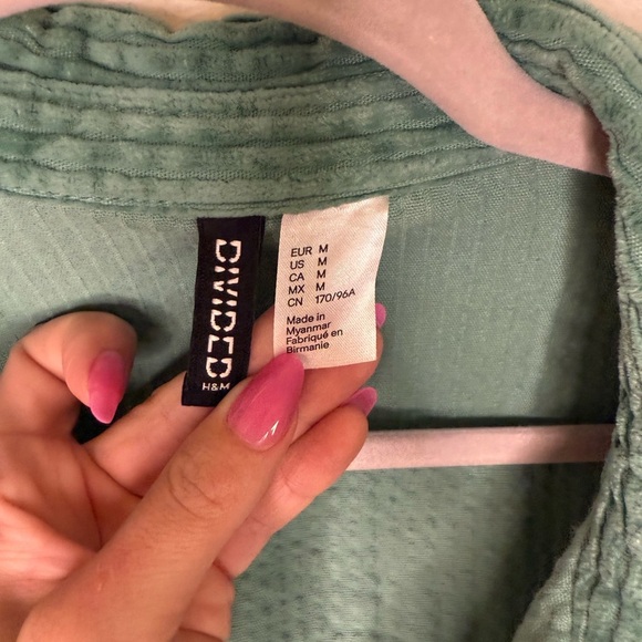 H&M Teal Corduroy Button-Up Shirt - Picture 3 of 4